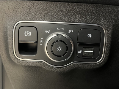 Mercedes-Benz GLB 220 d Business*Leder*Navi*LED*R-Cam*SHZ*PDC*