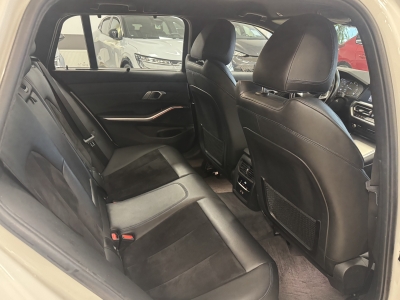 BMW 330 d xDrive M Sport*Navi*LED*Ambiente*TeiLeder*