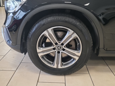 Mercedes-Benz GLC 220 d 4Matic*R-Cam*LED*Navi*TeiLeder*CarPlay
