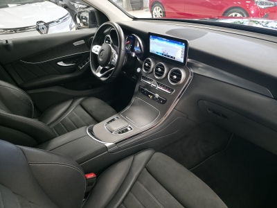 Mercedes-Benz GLC 220 d 4Matic*R-Cam*LED*Navi*TeiLeder*CarPlay