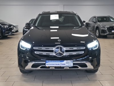 Mercedes-Benz GLC 220 d 4Matic*R-Cam*LED*Navi*TeiLeder*CarPlay