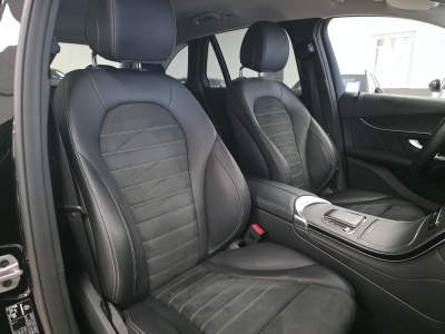 Mercedes-Benz GLC 220 d 4Matic*R-Cam*LED*Navi*TeiLeder*CarPlay