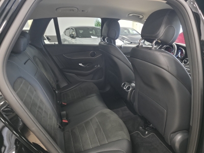 Mercedes-Benz GLC 220 d 4Matic*R-Cam*LED*Navi*TeiLeder*CarPlay