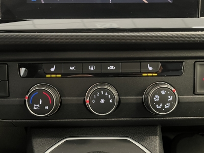 VW T6 Multivan FWD*Navi*LED*R-Cam*CarPlay*WinterP*