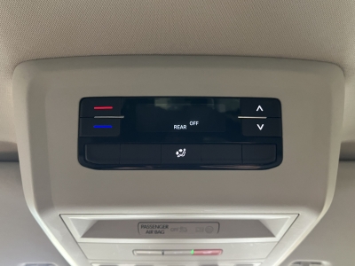 VW T6 Multivan FWD*Navi*LED*R-Cam*CarPlay*WinterP*