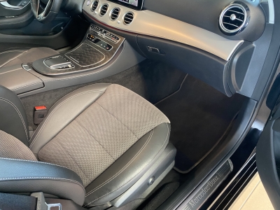 Mercedes-Benz E 300 Avantgarde WideScreen LED R.Cam Navi SHZ 