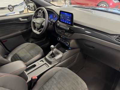 Ford Kuga ST-Line X*bi-LED*R-Cam*CarPlay*HUD*4xSHZ*