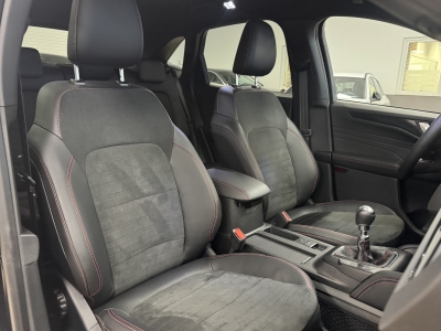 Ford Kuga ST-Line X*bi-LED*R-Cam*CarPlay*HUD*4xSHZ*