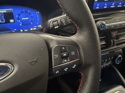 Ford Kuga ST-Line X*bi-LED*R-Cam*CarPlay*HUD*4xSHZ*