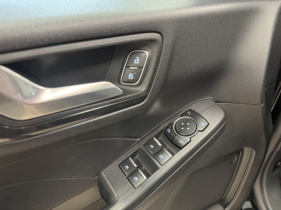 Ford Kuga ST-Line*HUD*R-Cam*Navi*bi-LED*CarPlay*SHZ*