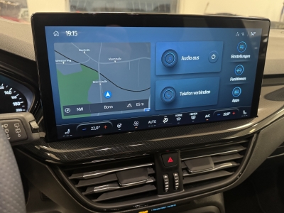 Ford Focus ST-Line*HUD*LED*Navi*CarPlay*WinterPacket*