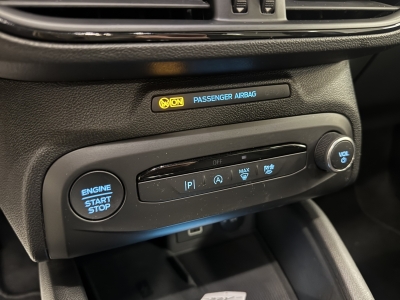 Ford Focus ST-Line*HUD*LED*Navi*CarPlay*WinterPacket*
