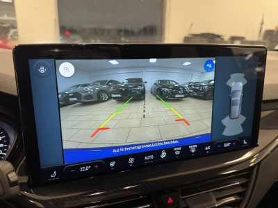 Ford Focus ST-Line*HUD*LED*Navi*CarPlay*WinterPacket*