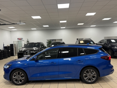 Ford Focus ST-Line*HUD*LED*Navi*CarPlay*WinterPacket*