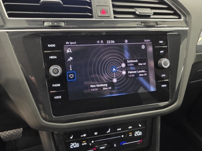 VW Tiguan Life 4Motion*AHK*Navi*LED*360°Cam*ACC*SHZ