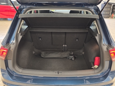 VW Tiguan Life 4Motion*AHK*Navi*LED*360°Cam*ACC*SHZ