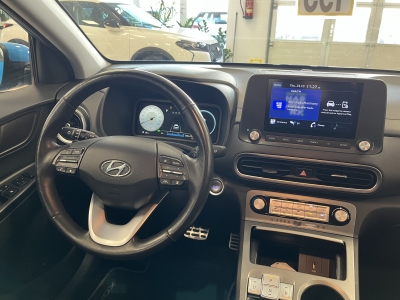 Hyundai KONA Select 2WD*CarPlay*R-Cam*ACC*SHZ*SOH100%*