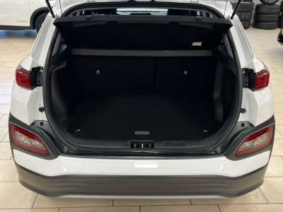 Hyundai KONA Trend Elektro 2WD*CarPlay*Navi*R-Cam*SOH100