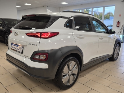 Hyundai KONA Premium*HeadUp*ACC*LED*NAVI*Leder*RCam*SHZ*