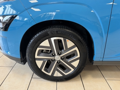 Hyundai KONA Elektro 2WD*R-Cam*CarPlay*Spurhalte*SOH100%