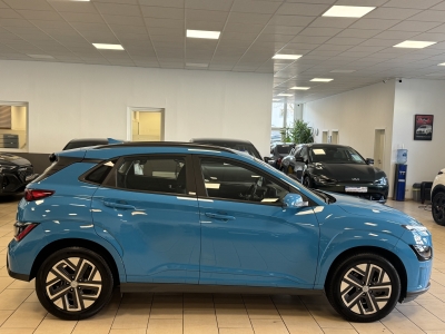 Hyundai KONA Select 2WD*ACC*CarPlay*SHZ*R-Cam*SOH100%*