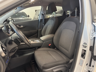 Hyundai KONA Edition 30+ 2WD*Navi*R-Cam*CarPlay*SOH100%*