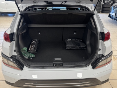 Hyundai KONA Edition 30+ 2WD*Navi*R-Cam*CarPlay*SOH100%*