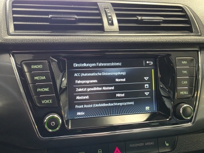 Skoda Fabia Best of*LED*CarPlay*Navi*ACC*PDC*SHZ*R-Cam