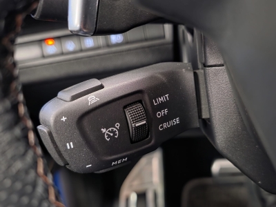 Peugeot 3008 Hybrid 225 GT*Pano*ACC*R-Cam*CarPlay*SHZ*