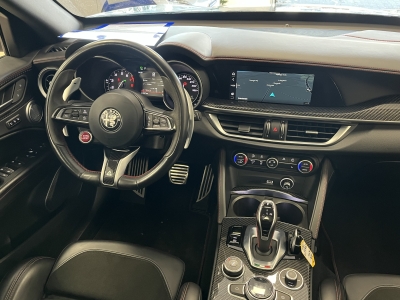 Alfa Romeo Stelvio Quadrifoglio Pano*Memory*R-Cam*AWD*1Hand