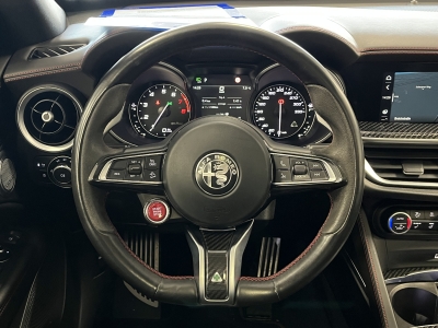Alfa Romeo Stelvio Quadrifoglio Pano*Memory*R-Cam*AWD*1Hand
