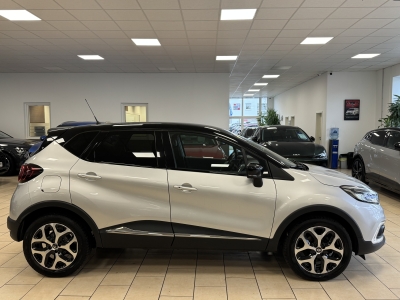 Renault Captur Collection*LED*R-Cam*SHZ*NAVI*PDC*1-Hand*