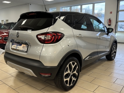 Renault Captur Collection*LED*R-Cam*SHZ*NAVI*PDC*1-Hand*