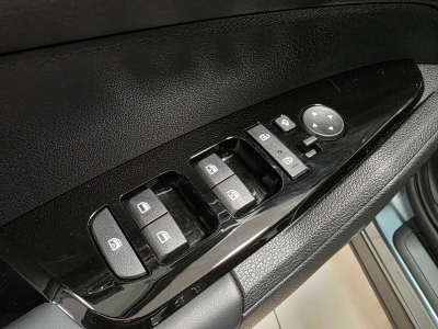 Kia Sportage 4WD*Mild-Hybrid*LED*Navi*CarPlay*R-Cam*