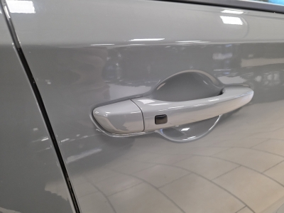 Hyundai i30 N Line*LED*Navi*TeiLeder*Panorama*CarPlay*1H