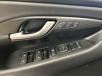 Hyundai i30 Prime Leder*R-Cam*Memory*Navi*W-Paket*1H*ACC