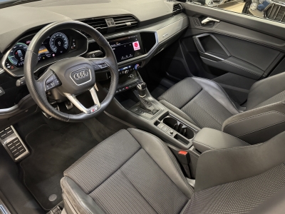 Audi Q3 45 TFSI e S-Line*LED*R-Cam*CarPlay*TeiLeder*