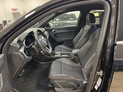 Audi Q3 45 TFSI e S-Line*LED*R-Cam*CarPlay*TeiLeder*