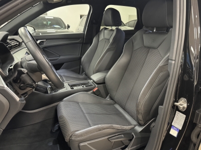 Audi Q3 45 TFSI e S-Line*LED*R-Cam*CarPlay*TeiLeder*