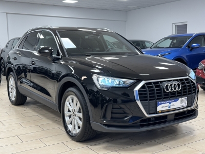 Audi Q3 45 TFSI e S-Line*LED*R-Cam*CarPlay*TeiLeder*