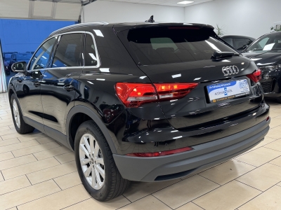 Audi Q3 45 TFSI e S-Line*LED*R-Cam*CarPlay*TeiLeder*