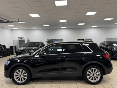 Audi Q3 45 TFSI e S-Line*LED*R-Cam*CarPlay*TeiLeder*