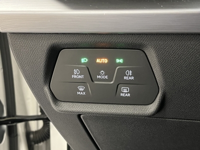 Seat Leon eTSI FR-Line Navi*CarPlay*ACC*R-Cam*1H*Pano