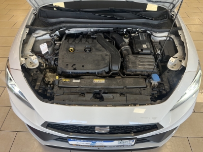 Seat Leon eTSI FR-Line Navi*CarPlay*ACC*R-Cam*1H*Pano