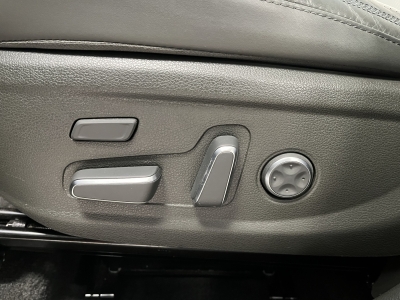 Hyundai SANTA FE Signature 4WD*Pano*HUD*360°Cam*4xSHZ*1H