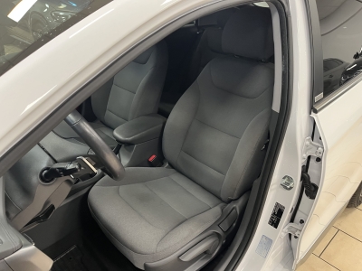 Hyundai IONIQ Style Plug-In Hybrid*ACC*R-Cam*LED*Navi*1H