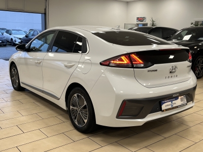 Hyundai IONIQ Style Plug-In Hybrid*ACC*R-Cam*LED*Navi*1H