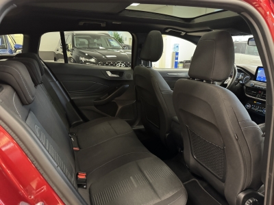 Ford Focus Active*AHK*Panorama*Navi*CarPlay*LED*SHZ*