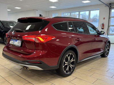 Ford Focus Active*AHK*Panorama*Navi*CarPlay*LED*SHZ*