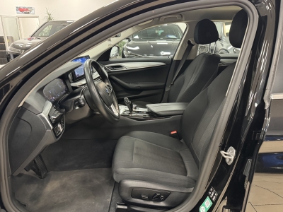 BMW 530 d*xDrive*SHZ*LED*Navi*HUD*R.Cam*ACC*AHK*